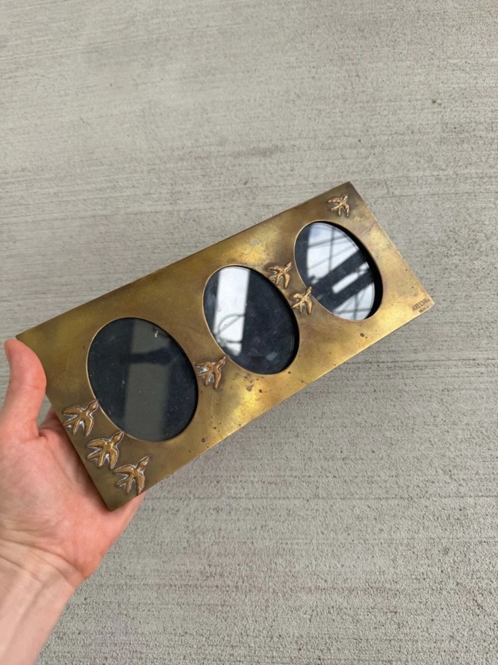 Vintage 1970s–1980s Artemi Mexico Brass Triple Oval Photo Frame Birds Design